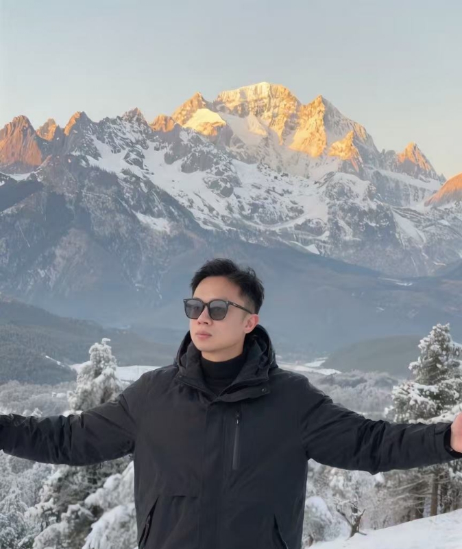 这有叔的第二张照片--徐州相亲服务中心