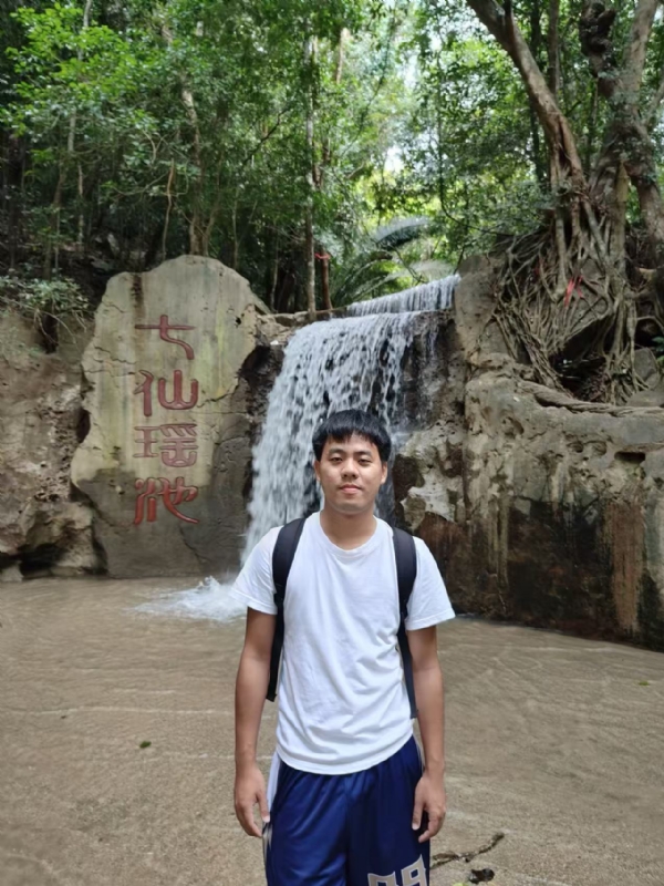 麻辣的第一张照片--徐州相亲服务中心